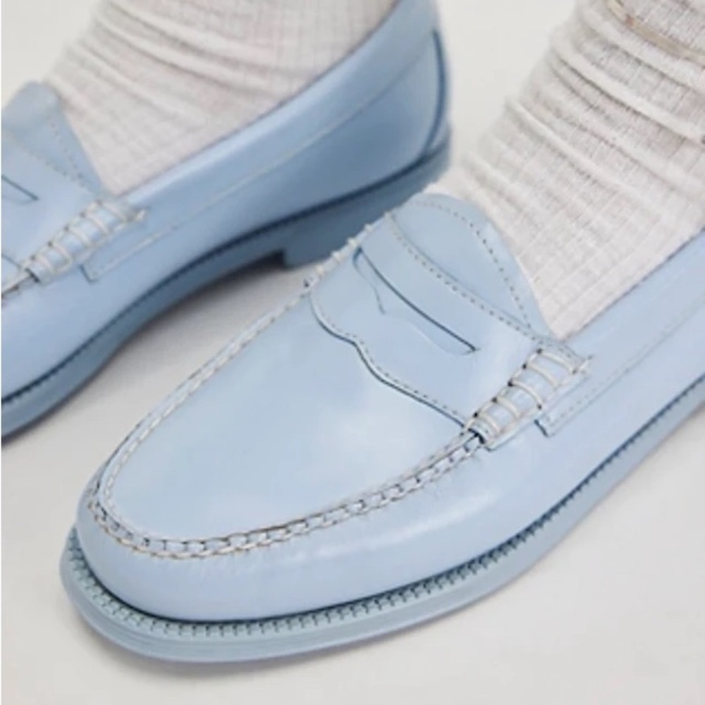 Bass Whitney leather loafers in Powder Blue, New. Perfect for summer!